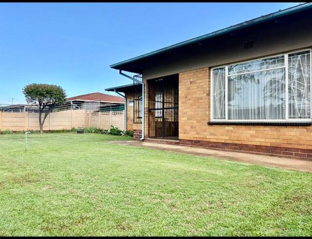 3 BEDROOM HOUSE FOR SALE IN VANDERBIJLPARK CW 1